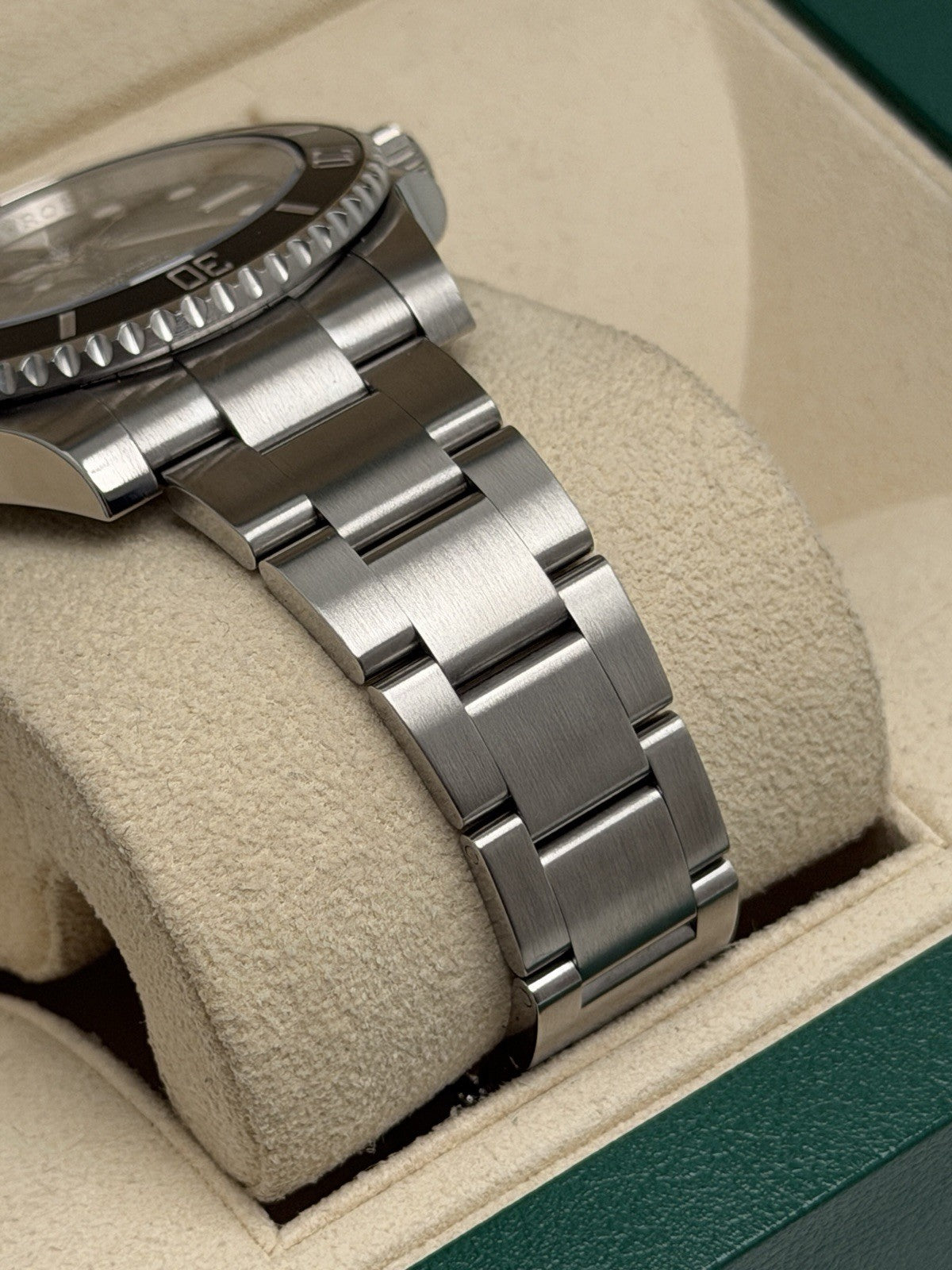 Rolex Submariner No Date - 114060 - 2015 Full Set - £8,750 On Collection3