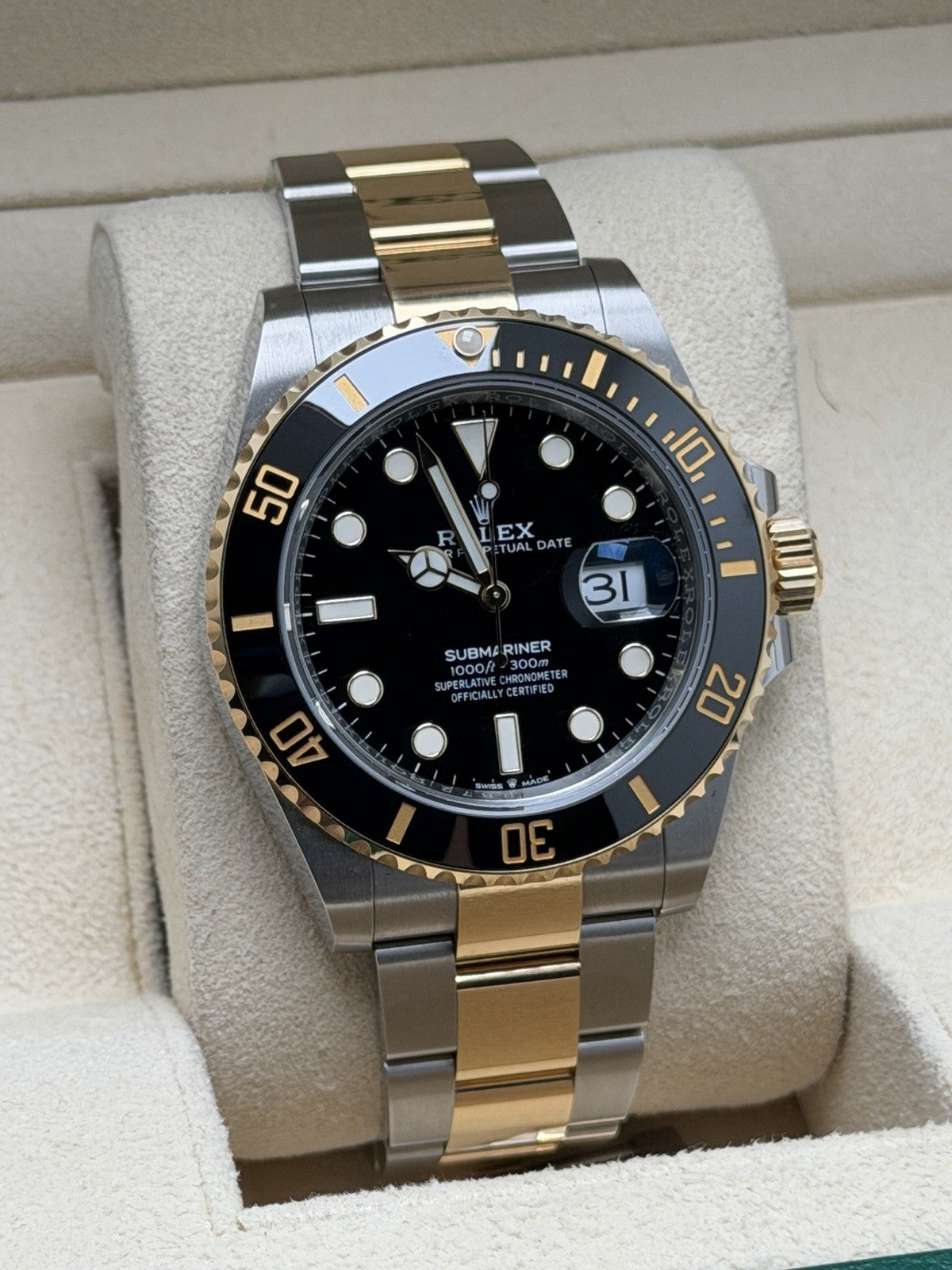 Rolex Submariner 126613LN - Year 2022 - Full Set - £11,500 On Collection2