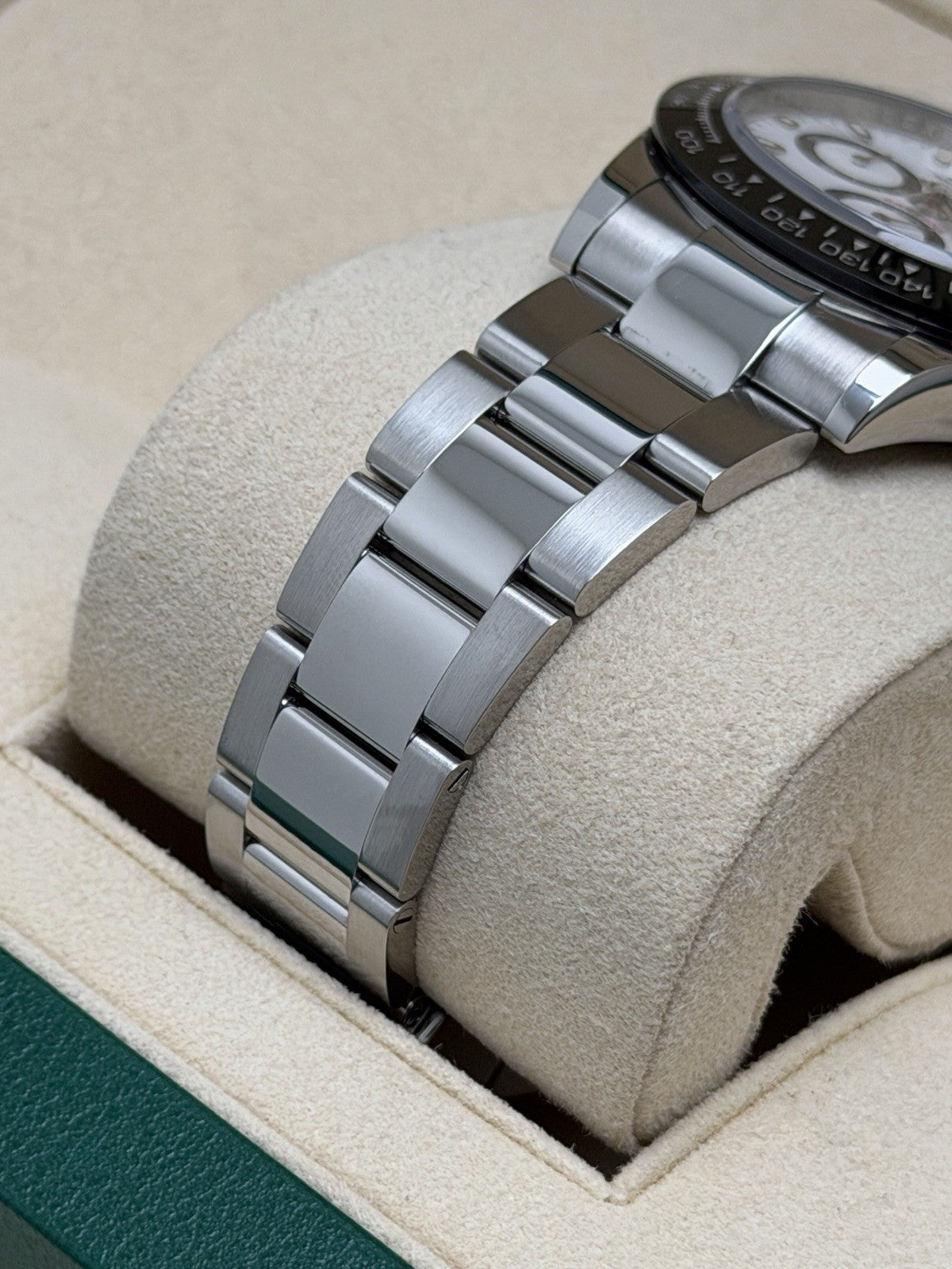 Rolex Daytona - 116500LN ‘Panda’ - 2018 Box & Accessories - £19,750 Collection4