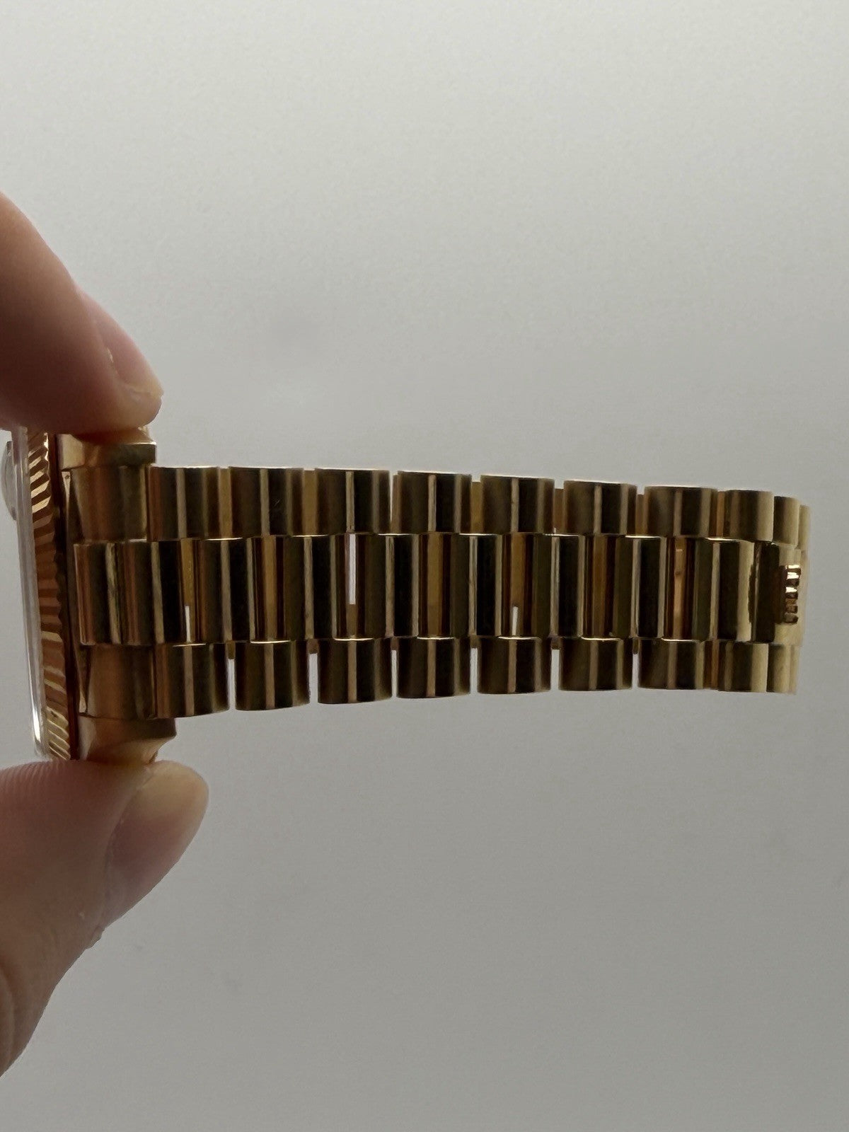 Rolex Daydate 18038 - Champagne Diamond Dial - 1986 - Boxed - £13,750 Collection9