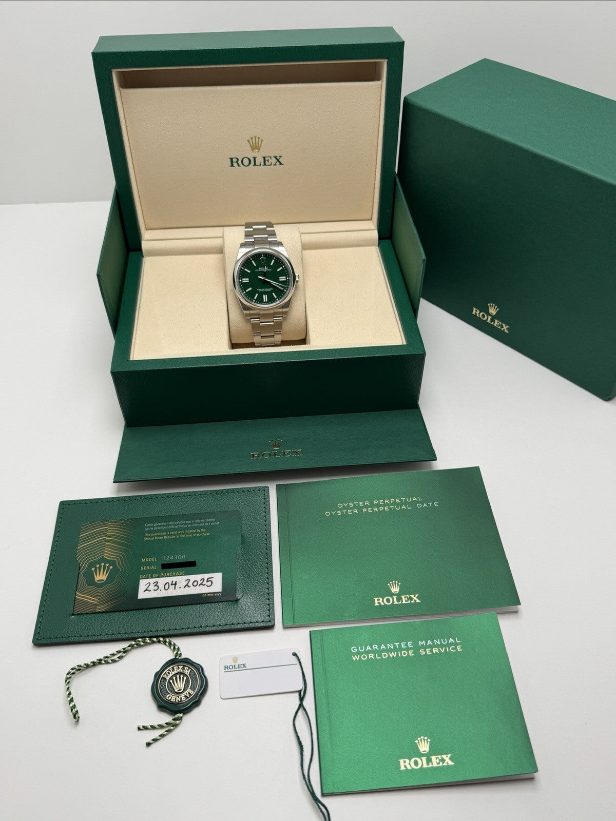 Rolex Oyster Perpetual 41mm - 124300 Green Dial - 2025 Full Set - £6,750 Collect9