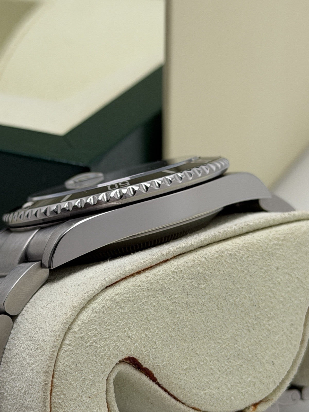 Rolex Submariner Date - 16610 - Box & Papers - 2004 - £7,750 On Collection6
