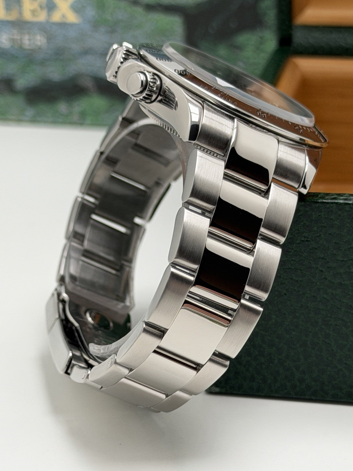 Rolex Daytona - 116520 Thin Hands - 2006 Full Set - £15,995 Collection6