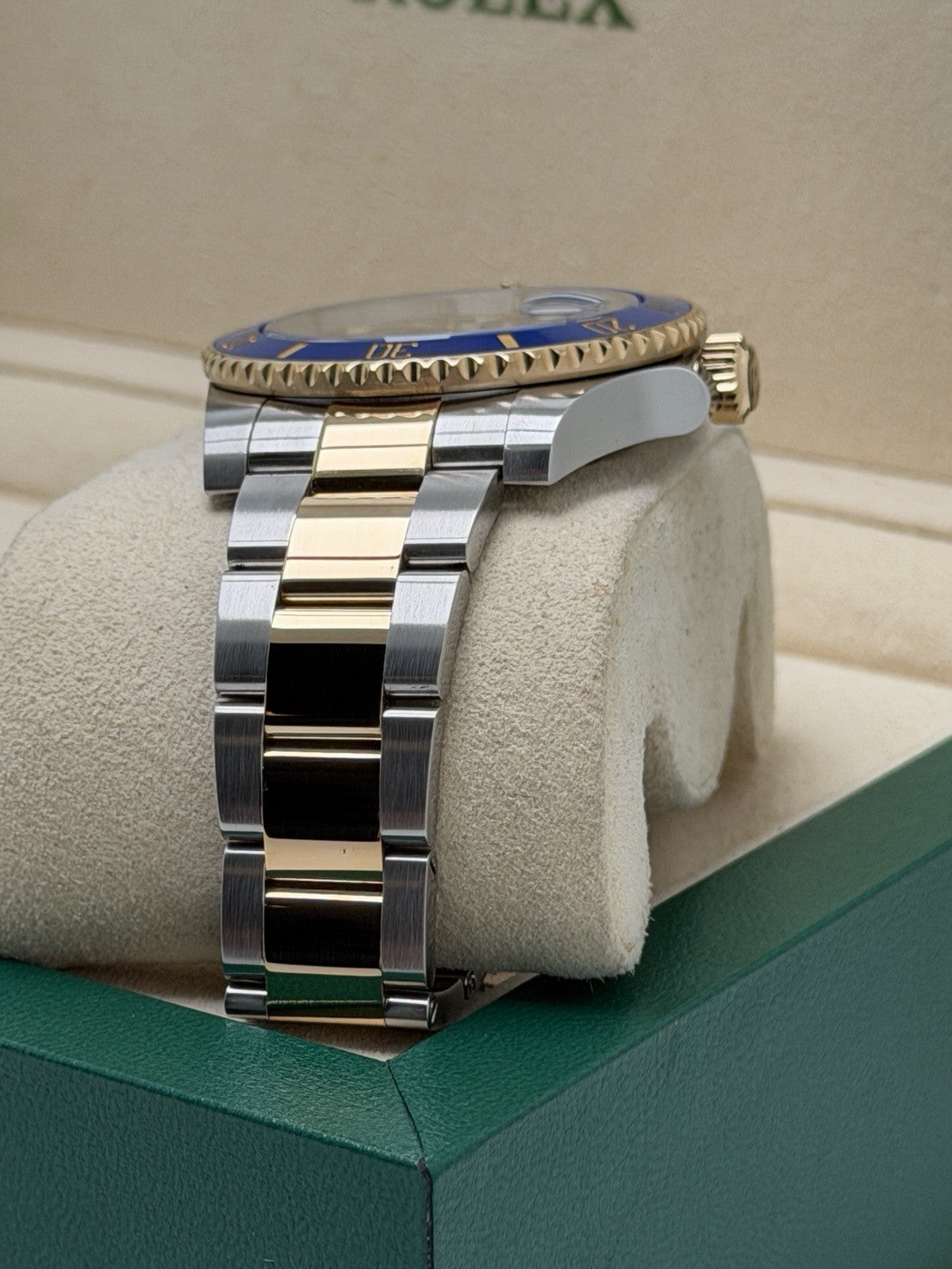 Rolex Submariner - 116613LB ‘Bluesy’ - 2020 Full Set - New Card - £12250 Collect5