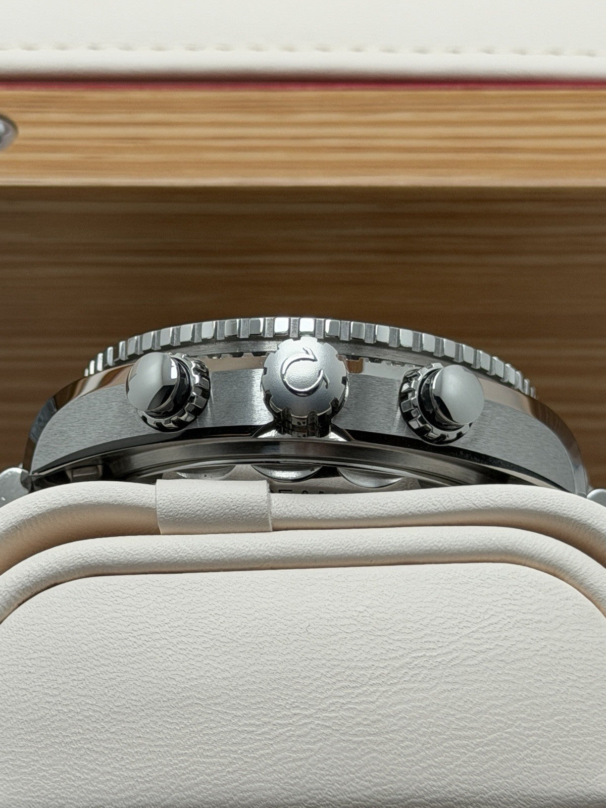 OMEGA Seamaster Planet Ocean 215.30.46.51.01.002 - 2023 Full Set - £4750 Collect2