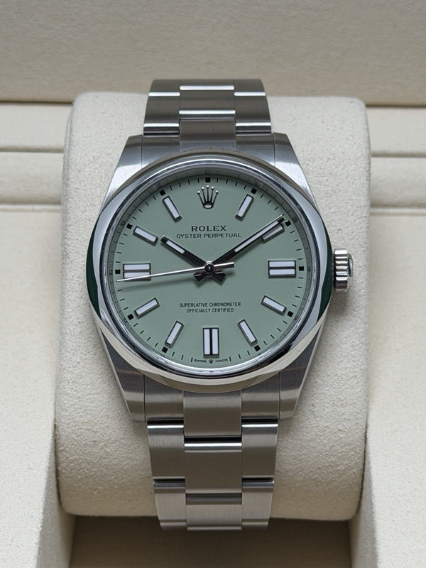 Rolex Oyster Perpetual 41mm - 134300 Pistachio - 2025 Full Set -£7750 Collection0