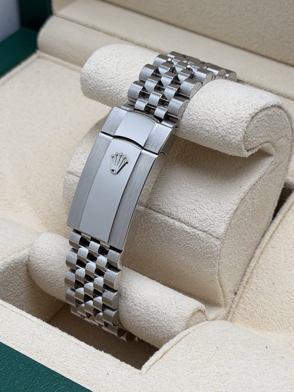 Rolex Datejust 41mm - 126334 Wimbledon - 2024 Full Set - £11,500 On Collection8