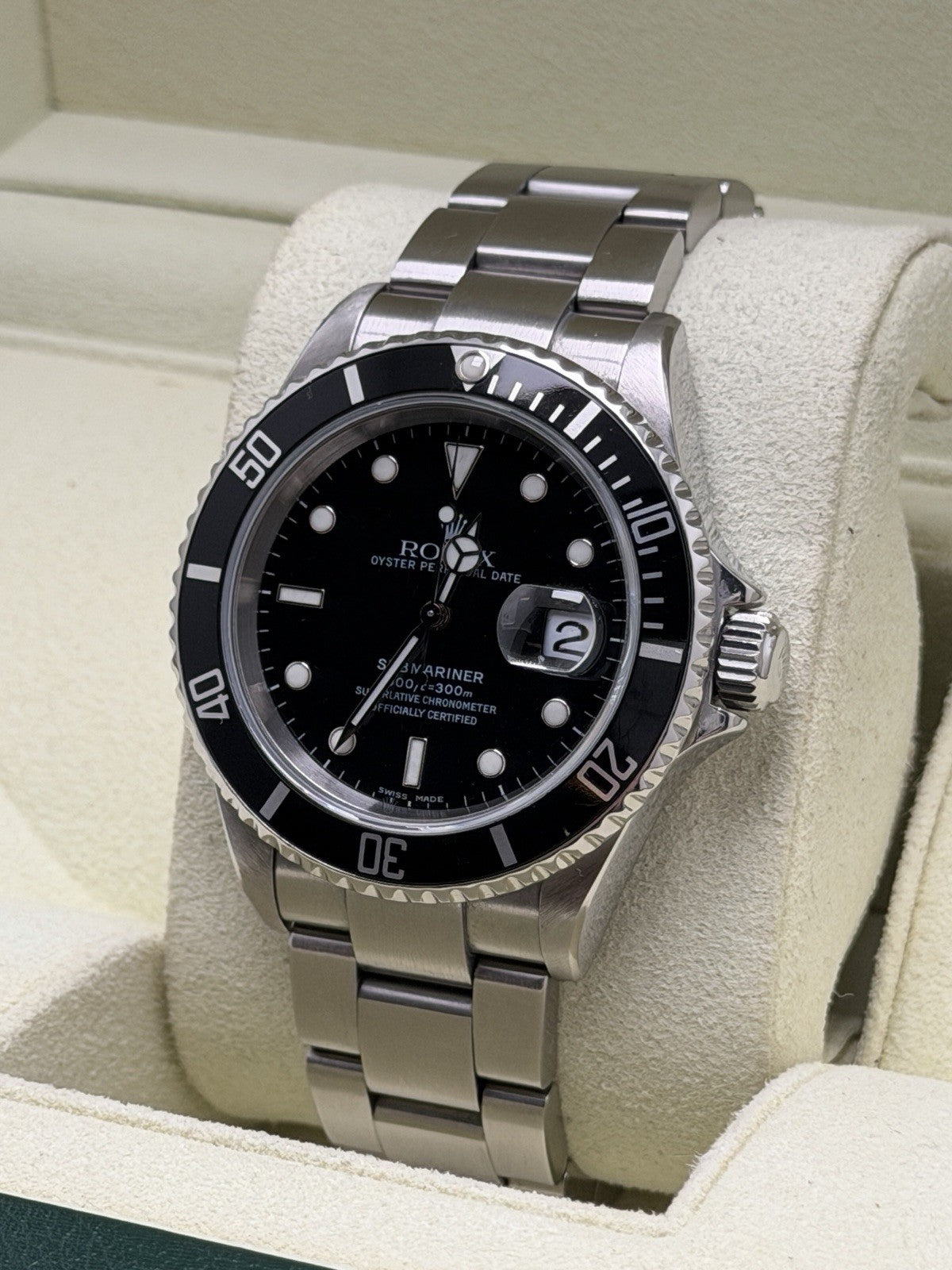 Rolex Submariner Date - 16610 - Box & Papers - 2004 - £7,750 On Collection2