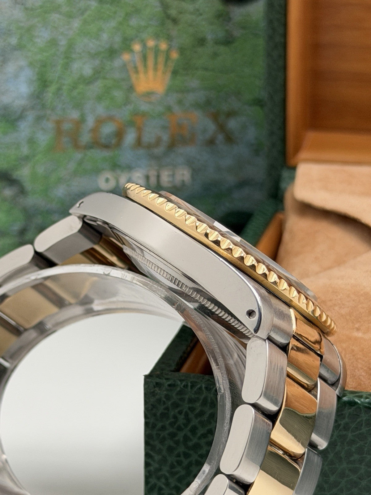 Rolex GMT-Master II - 16713 'Rootbeer' - 1989 - Boxed - £8,995 On Collection4