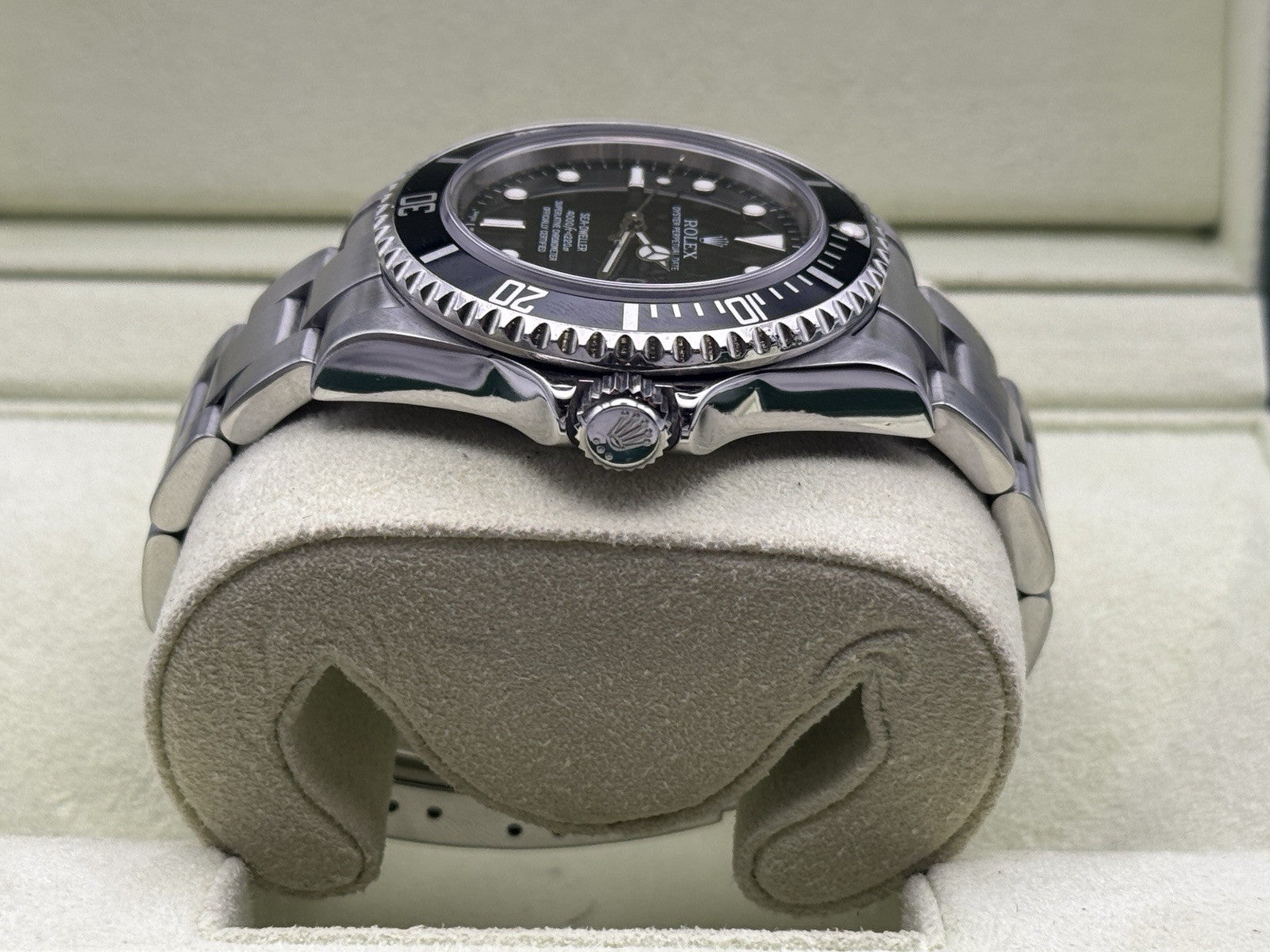 Rolex Sea-Dweller 16600 - Full Collector Set - Year 2006 - £7250 Collect3