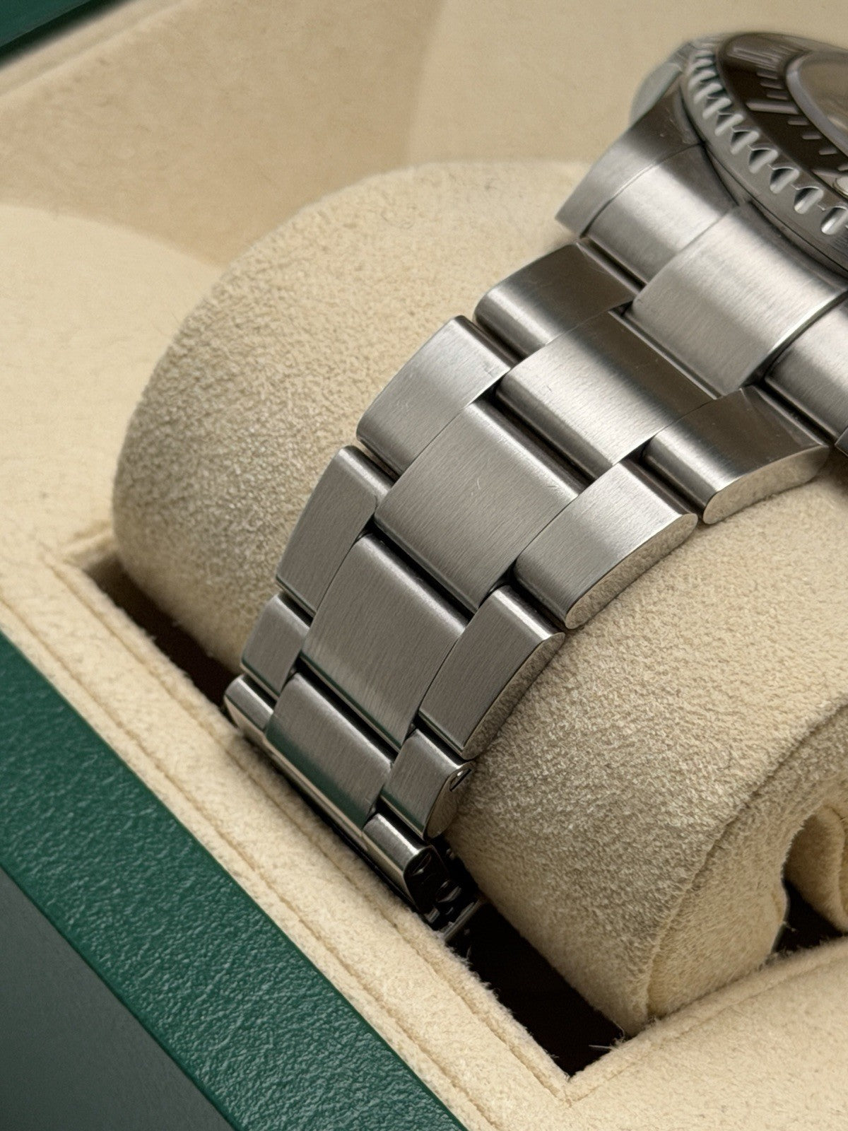 Rolex Sea Dweller - 126600 - 2017 Full Set - £8,995 On Collection5