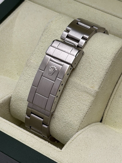 Rolex Submariner - 16610LV ‘Kermit’ - 2008 - Box & Accessories - £8750 Collect8