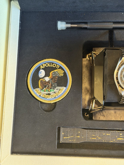 Omega Speedmaster Apollo 11 - 310.20.42.50.01.001-2019 Full Collectors Grade Set14