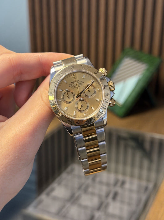 Rolex Daytona - 116523 - Year 2007 - Box & Accessories - £12,995 On Collection0
