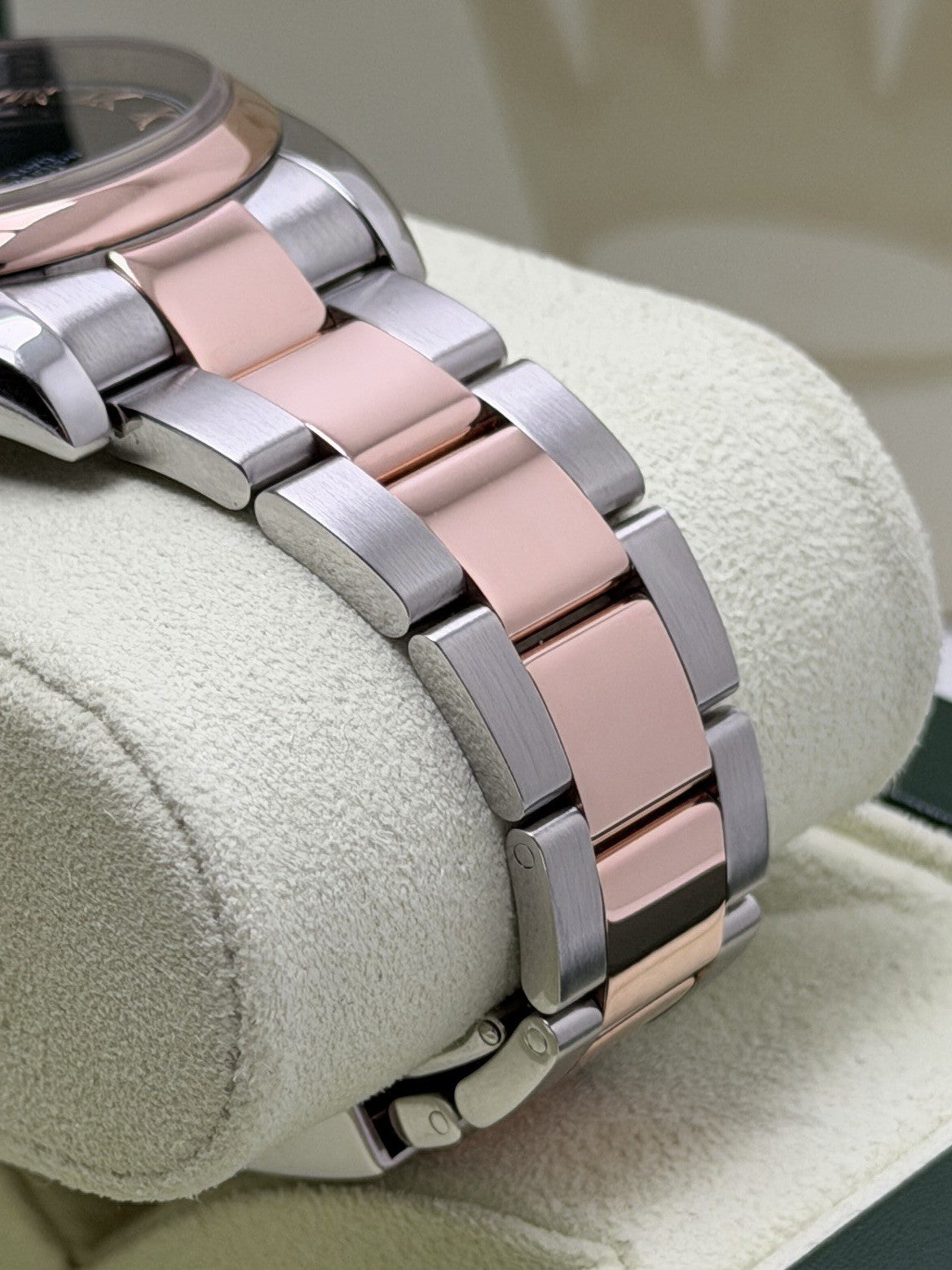 Rolex Datejust 36mm - 116201 - 2015 Full Set - £7,500 Collection6