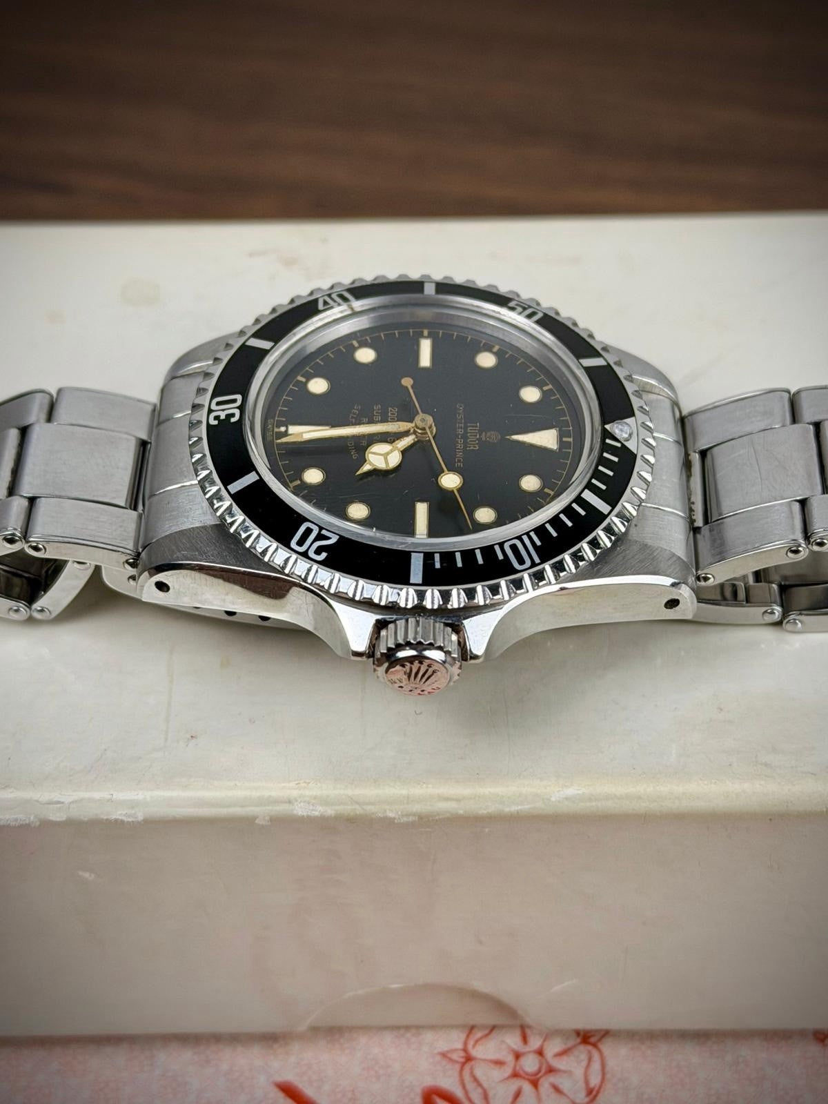 Tudor Submariner 7928 Exclamation Gilt Dial - PCG - 1961 - Box & Papers - £1550016