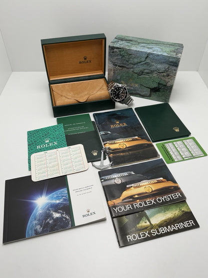 Rolex Submariner Date -  16800 - Year 1987 - Box & Accessories - £8,250 Collect7