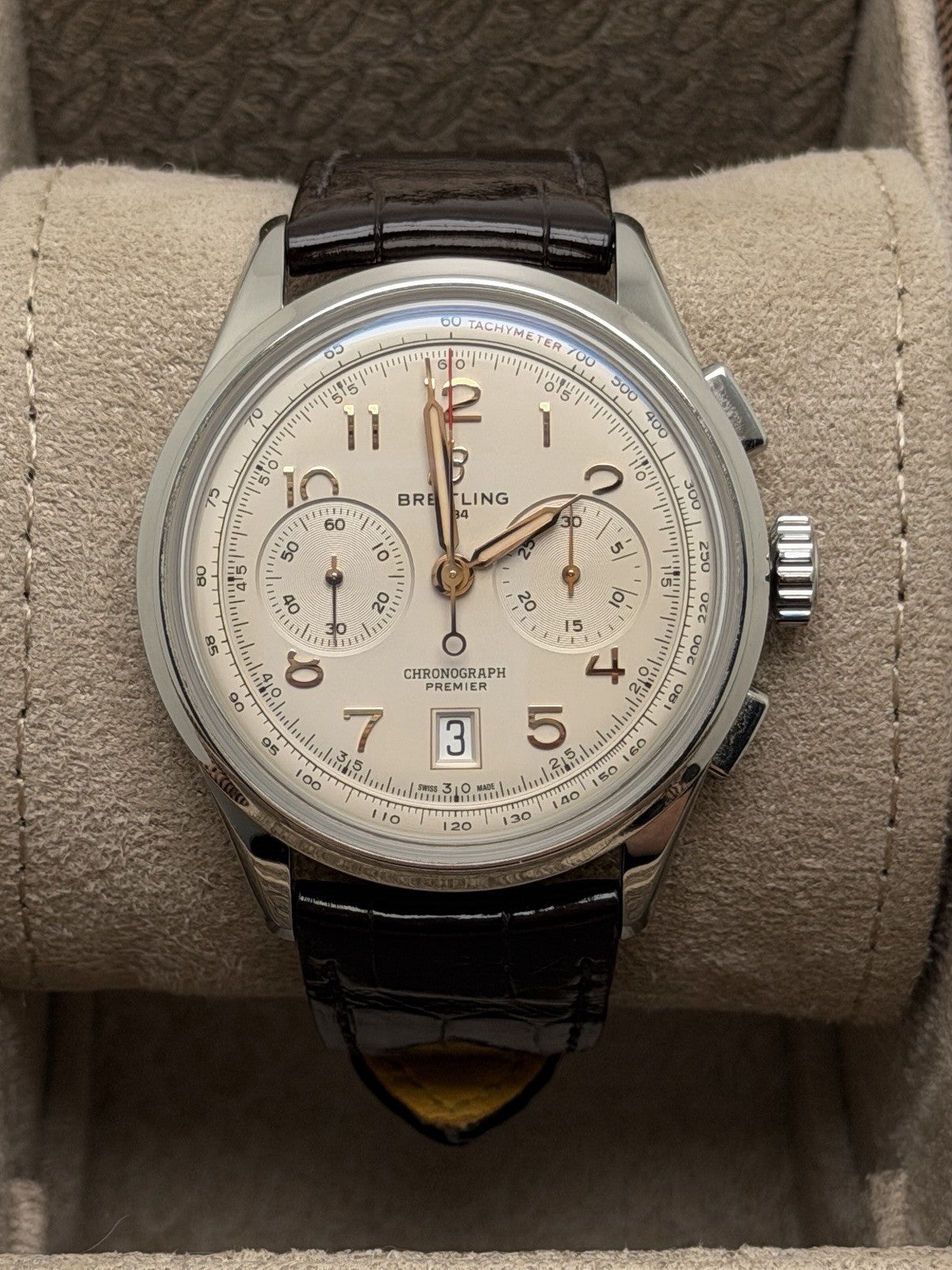 Breitling Premier B01 Chronograph 42mm - Ref AB0145 - £4,250 On Collection0