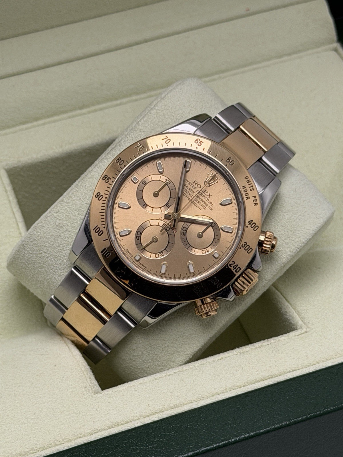 Rolex Daytona - 116523 - Year 2007 - Box & Accessories - £12,995 On Collection4