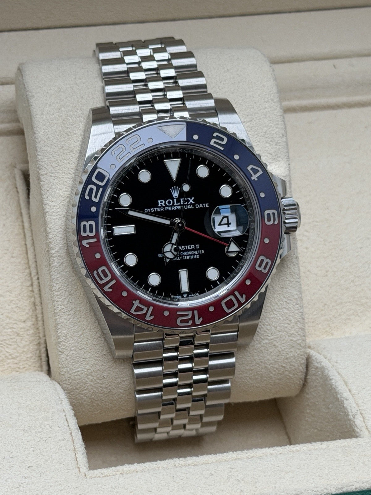 Rolex GMT Master II "Pepsi" – 126710BLRO – 2022 Full Set - £17,995 On Collection2