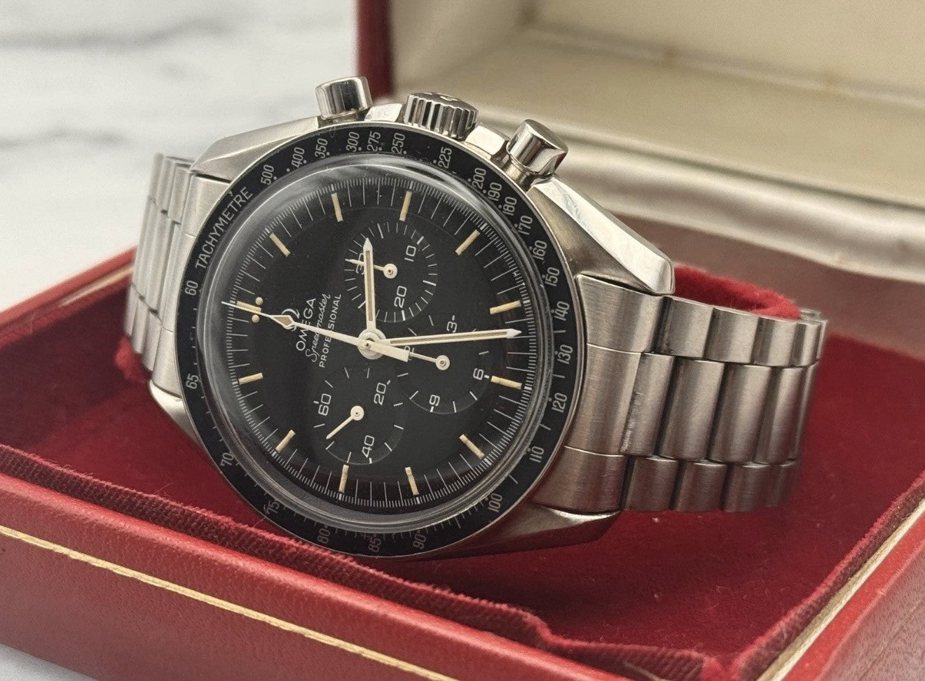 OMEGA SPEEDMASTER - 145.022-69 'STRAIGHT WRITING' CASE BACK - £6495 Collect0