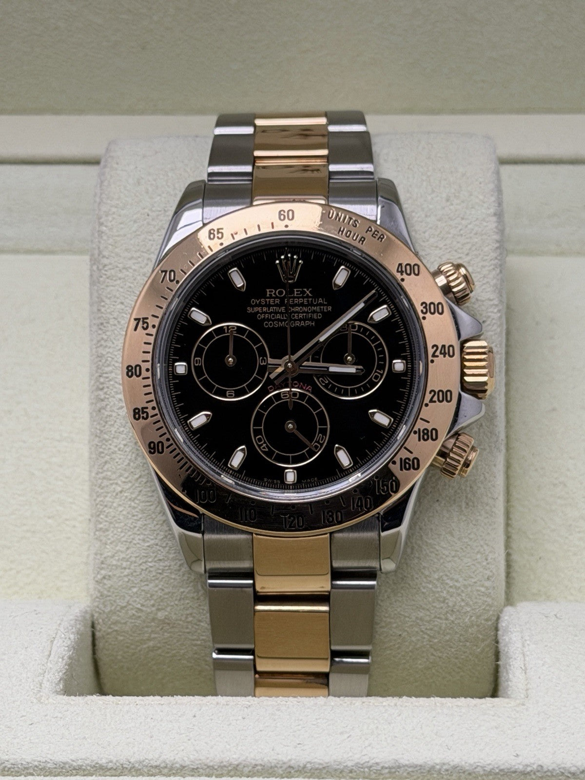 Rolex Daytona - 116523 - Year 2007 - Box & Accessories - £13,750 On Collection1