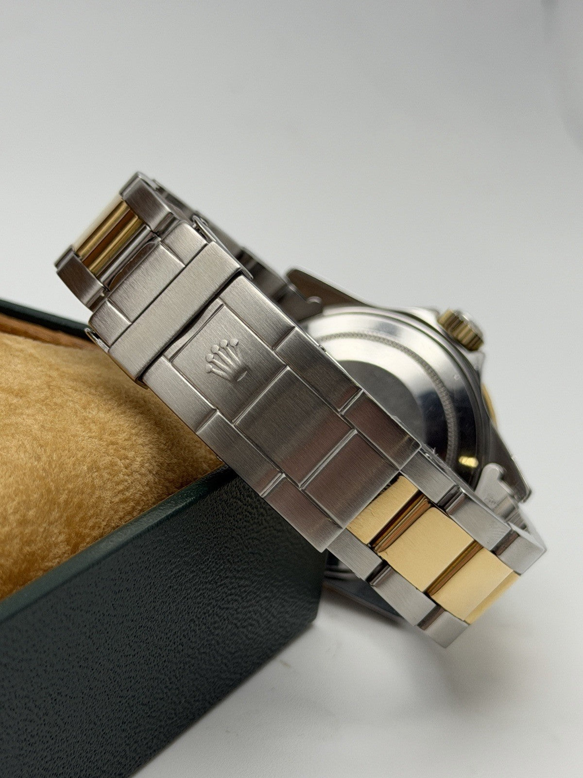 Rolex Submariner Date - 16803 ‘Bluesy’ - Year 1987 Purple Dial £6750 On Collect6