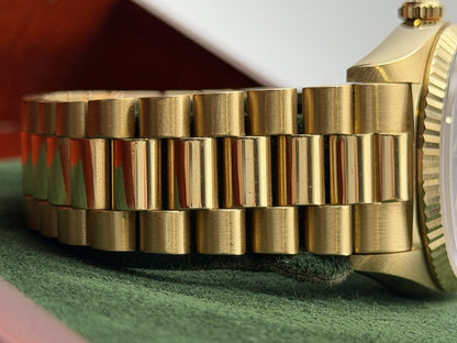 Rolex Daydate - 18038 -Rare Black Dial - Box/Accessories - £12,500 On Collection8