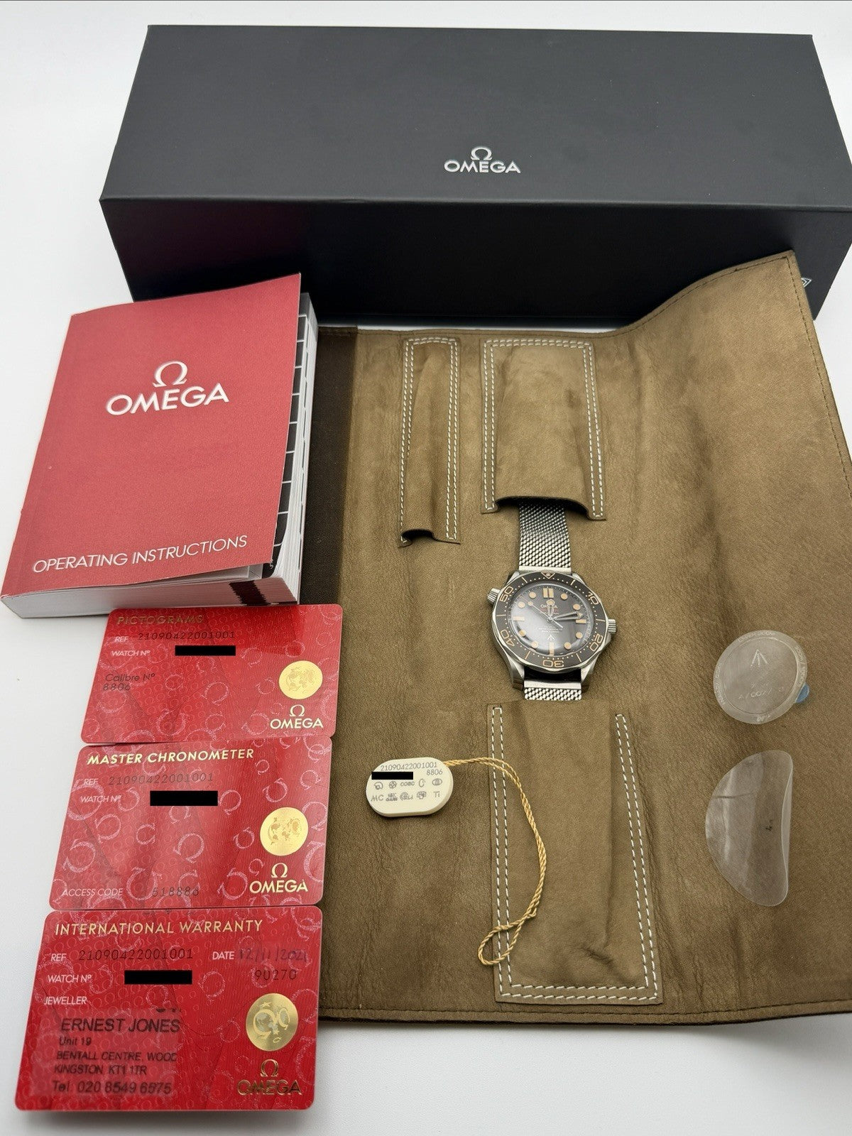 OMEGA Seamaster - Titanium 007 James Bond No Time To Die - 210.90.42.20.01.00110