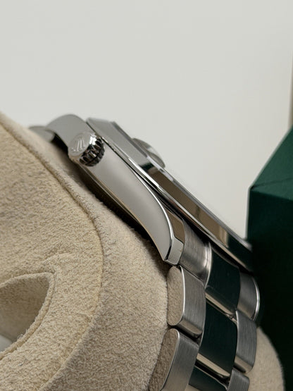 Rolex Datejust 41mm - 126300 Blue Dial - 2022 Full Set - £7,250 On Collection4