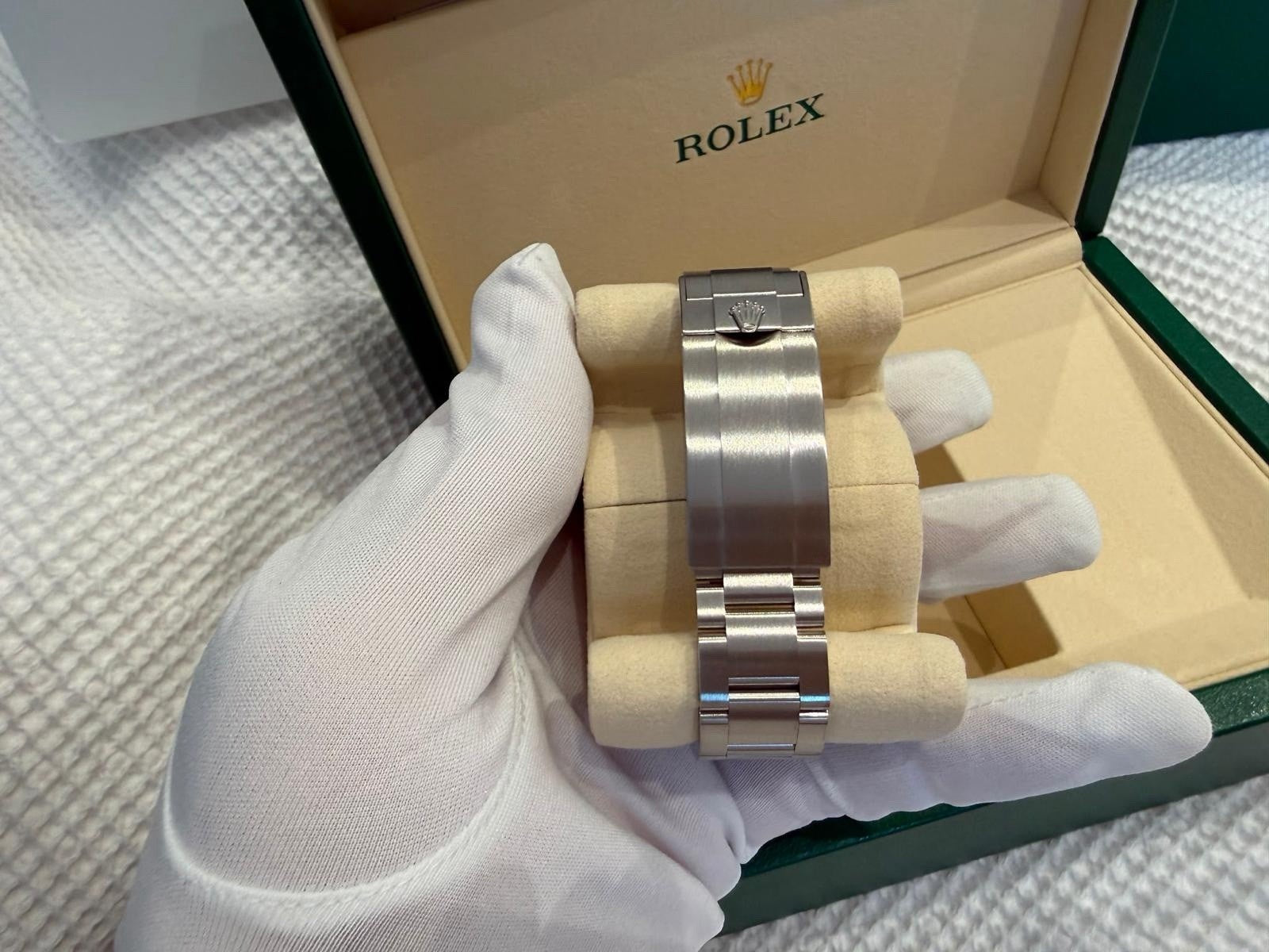 Rolex Submariner Date - 126610LN - 2026 - UNWORN Full Set - £11,750 Collection5