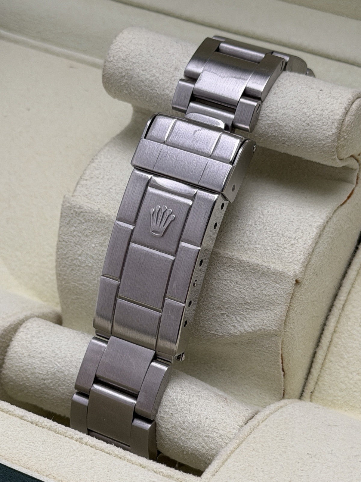 Rolex Submariner Date - 16610 - Box & Papers - 2004 - £7,750 On Collection7