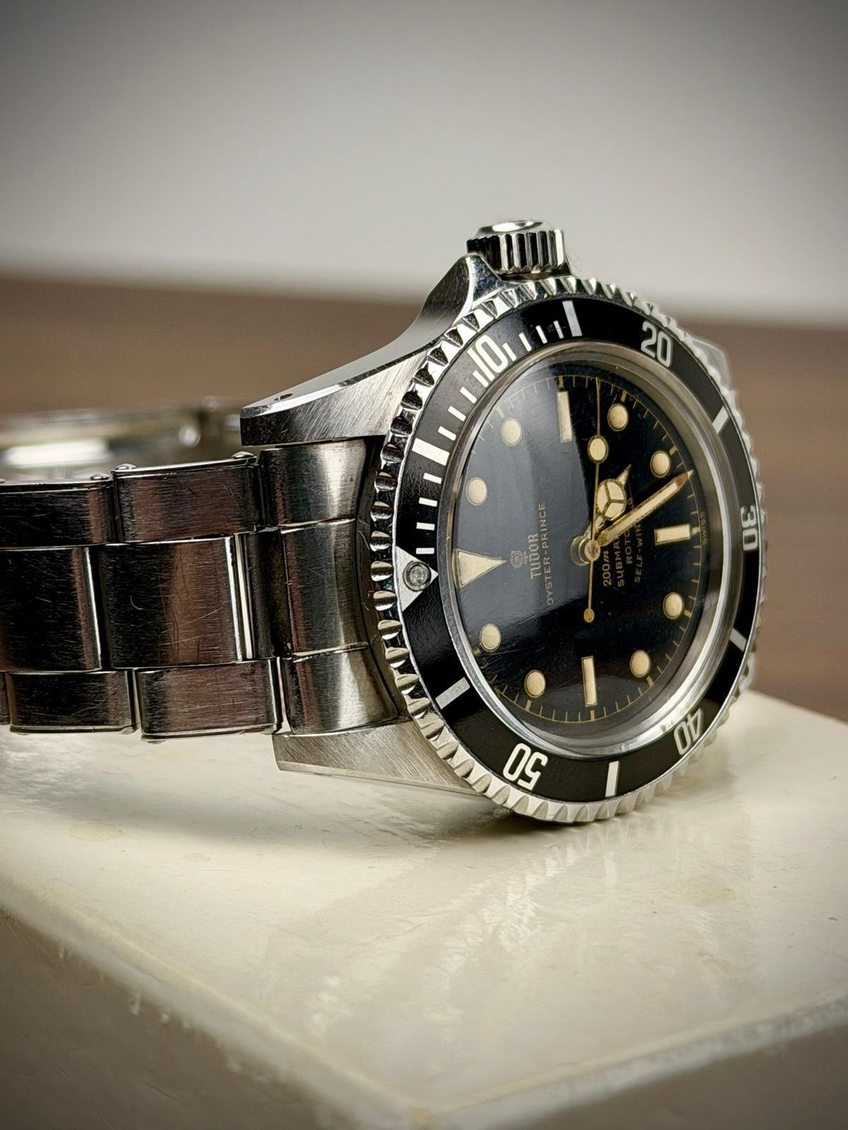 Tudor Submariner 7928 Exclamation Gilt Dial - PCG - 1961 - Box & Papers - £155004