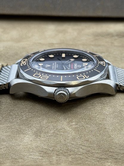 OMEGA Seamaster - Titanium 007 James Bond No Time To Die - 210.90.42.20.01.0014