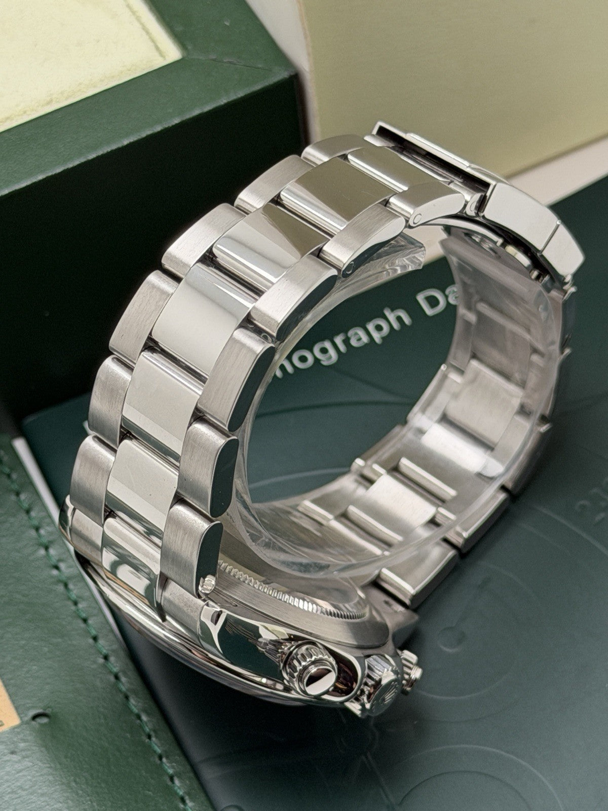 Rolex Cosmograph Daytona - 116520 Black Dial - 2008 - Full Set - £16,250 Collect9