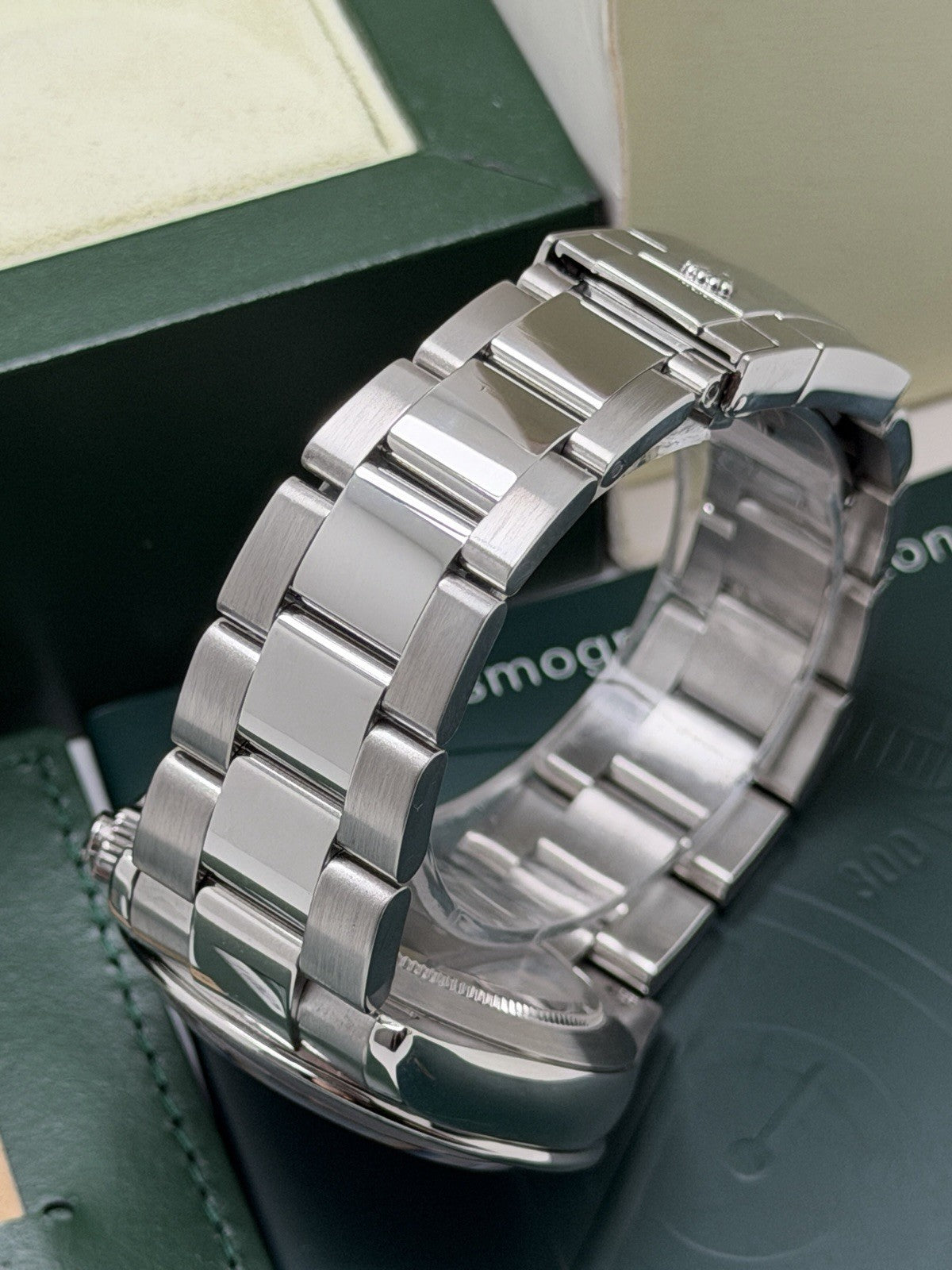 Rolex Cosmograph Daytona - 116520 Black Dial - 2008 - Full Set - £16,250 Collect10