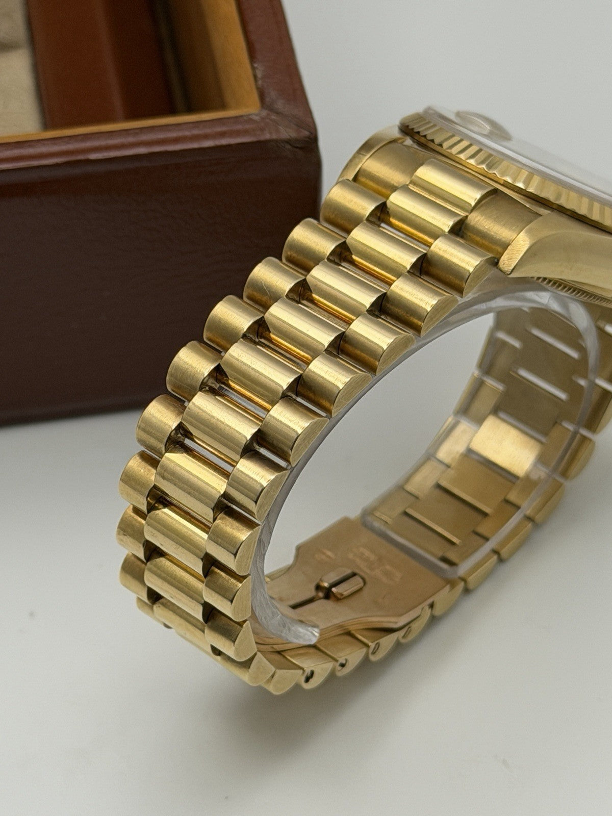 Rolex Daydate 18038 - Champagne Diamond Dial - 1986 - Boxed - £13,750 Collection3