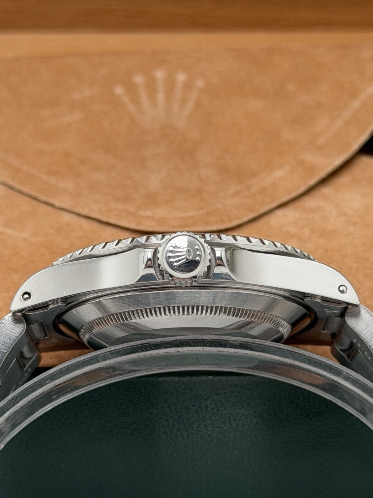 Rolex Submariner - 14060M - 2001 - Boxed - £6,995 On Collection4