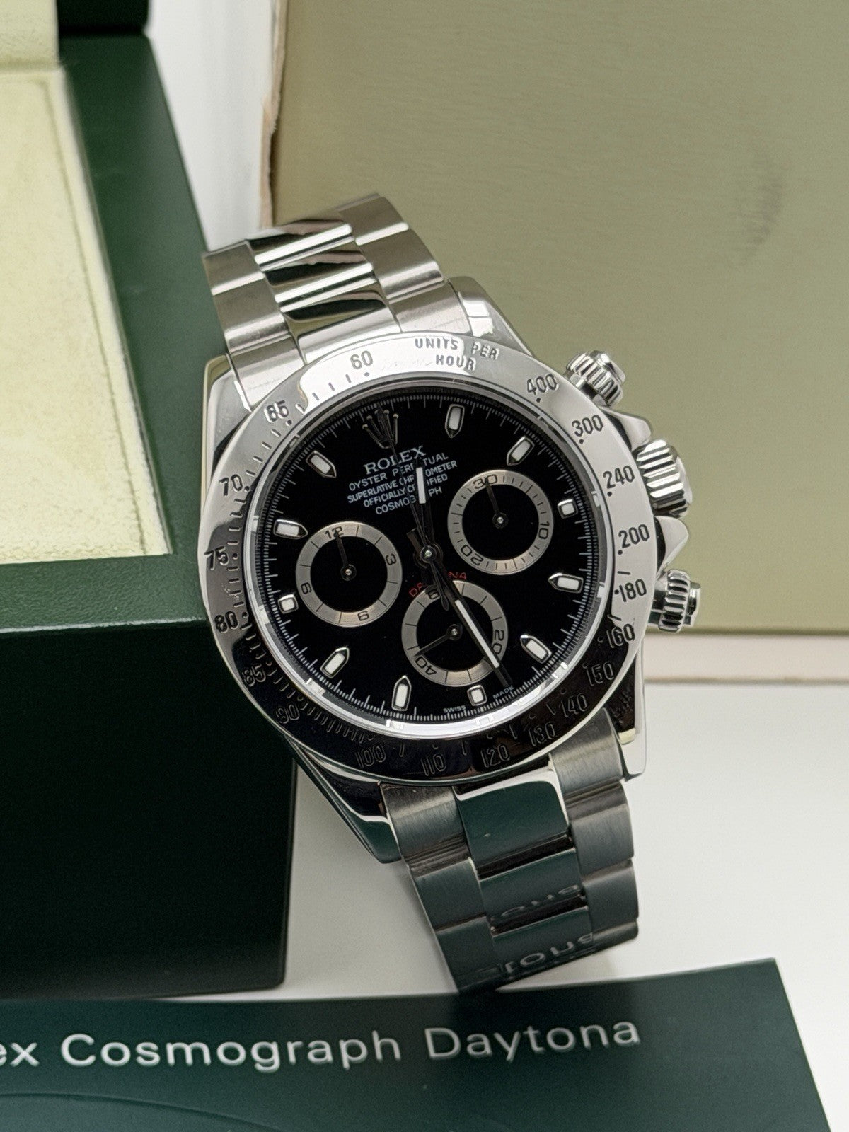Rolex Cosmograph Daytona - 116520 Black Dial - 2008 - Full Set - £16,250 Collect0