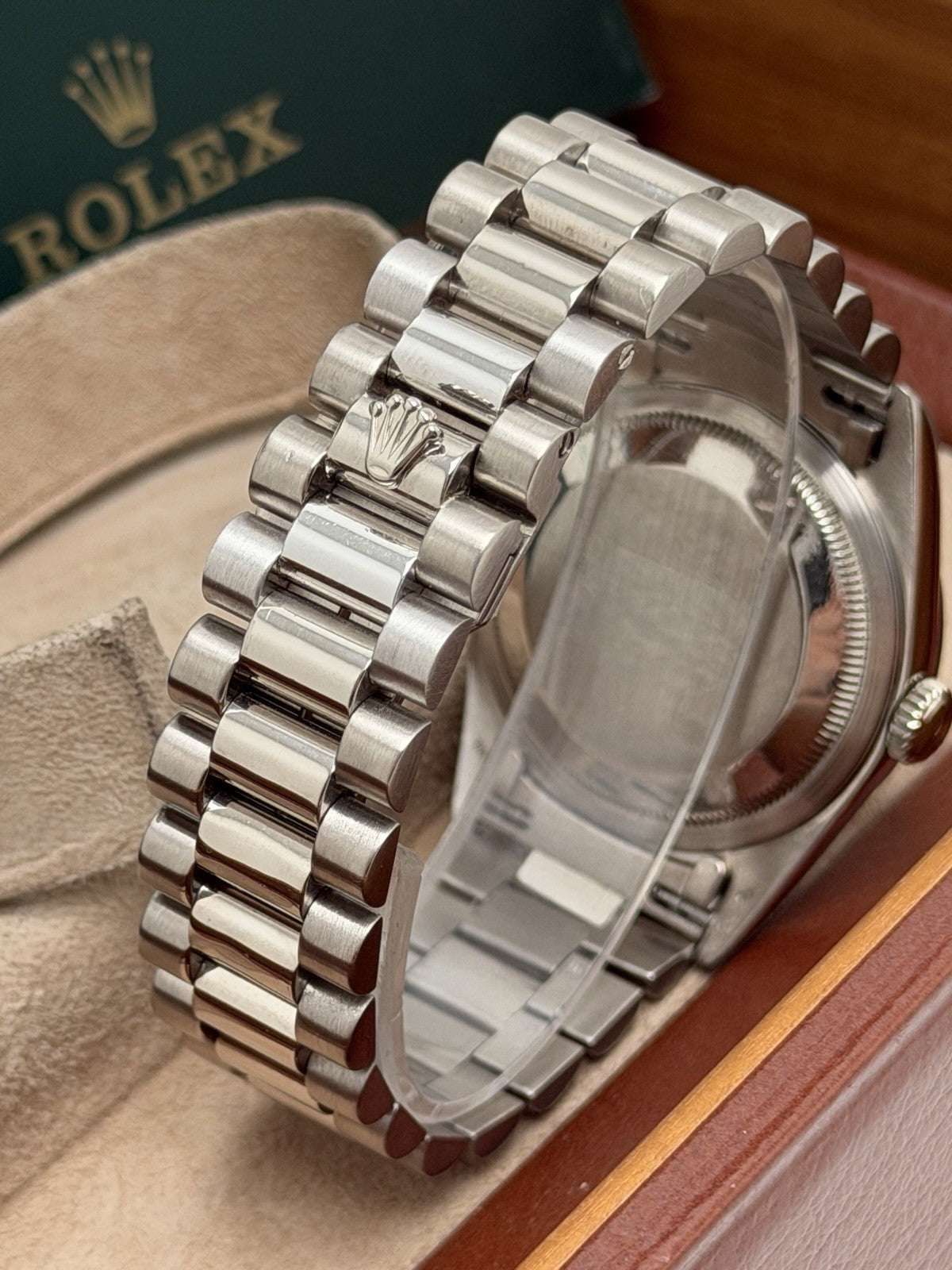 Rolex Day-Date 36 - 18239 White Gold - Diamond Dial - £16,995 On Collection7
