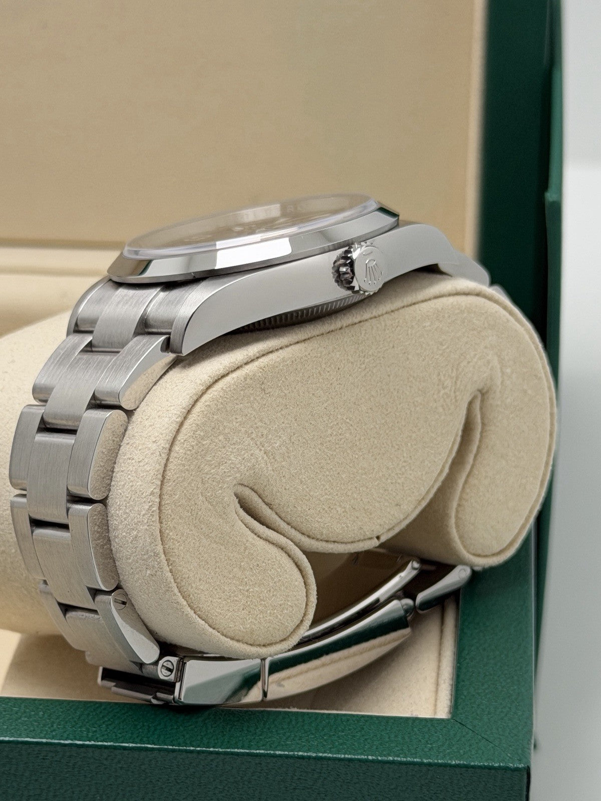 Rolex Explorer I - 124270 - 2026 Full Set - £6,500 Collection5