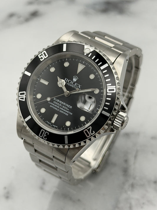 Rolex Submariner Date - 16610 - Boxed - £6500 On Collection0