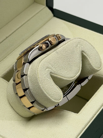 Rolex Daytona - 116523 - Year 2007 - Box & Accessories - £13,750 On Collection6