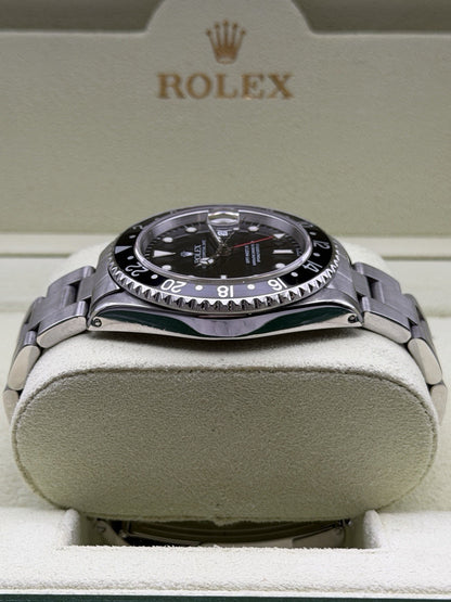 Rolex GMT Master II - 16710 - 1999 - Full Set -Swiss Only Dial £8,250 Collection4