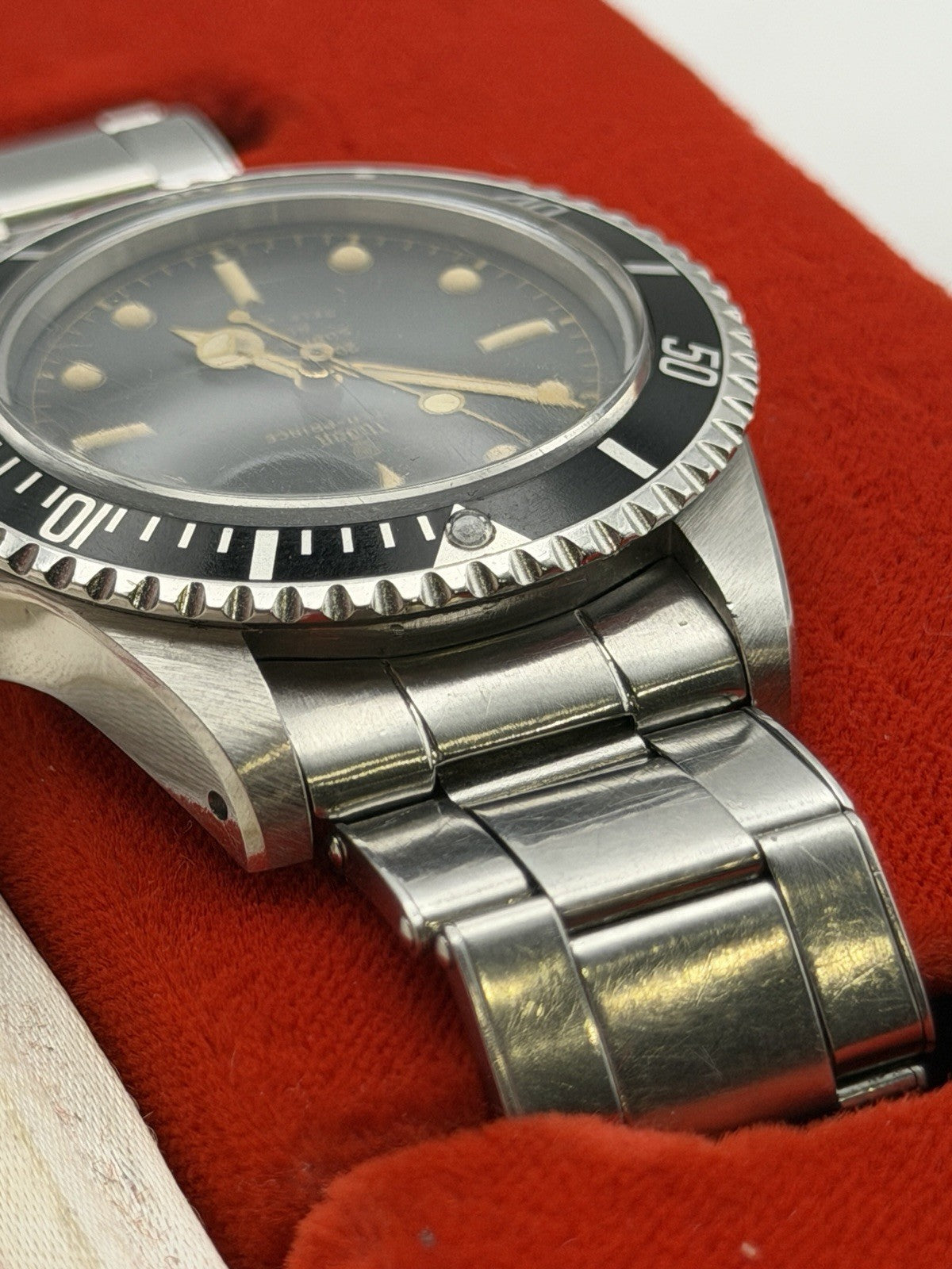 Tudor Submariner 7928 Exclamation Gilt Dial - PCG - 1961 - Box & Papers - £155009