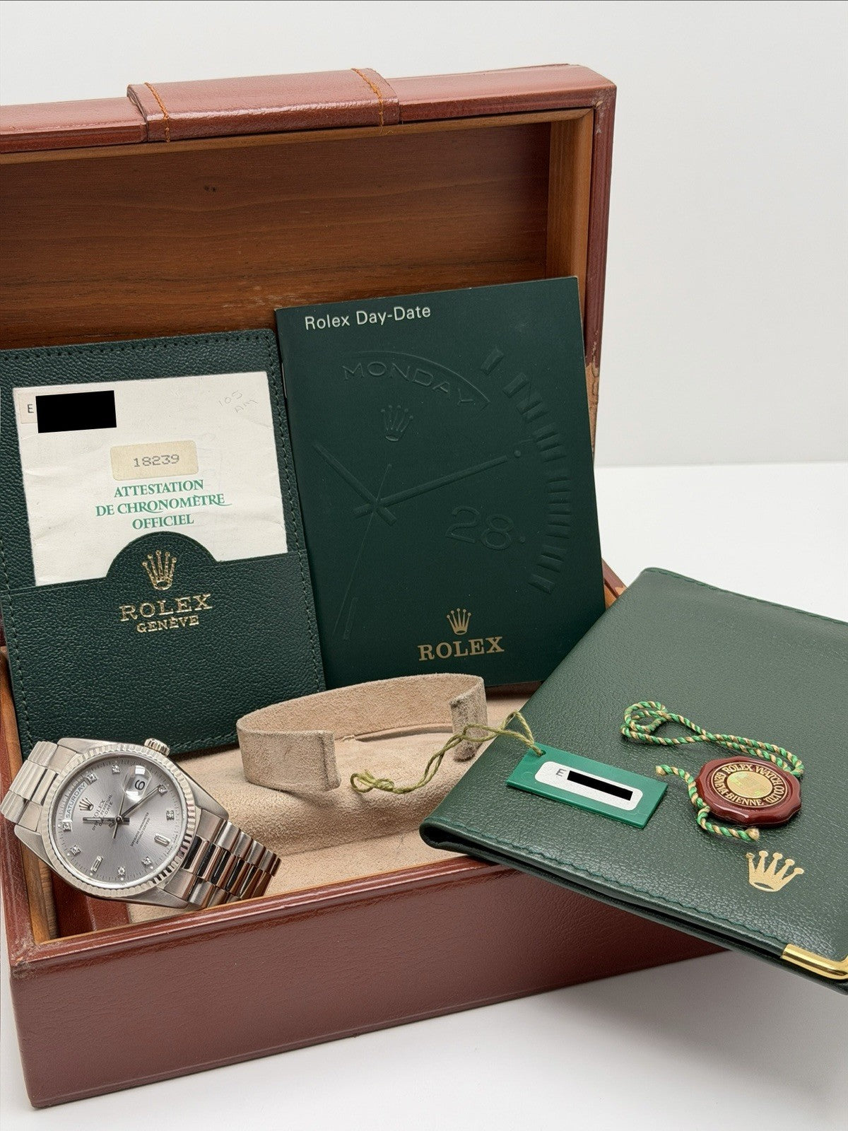 Rolex Day-Date 36 - 18239 White Gold - Diamond Dial - £16,995 On Collection9