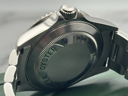 Rolex Sea-Dweller 16600 - Full Collector Set - Year 2006 - £7250 Collect7