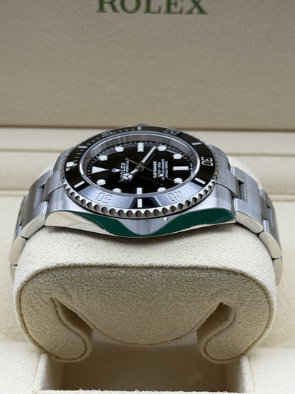 Rolex Submariner - 124060 - 41mm - FULL SET - Year 2022 - £8995 On Collection4
