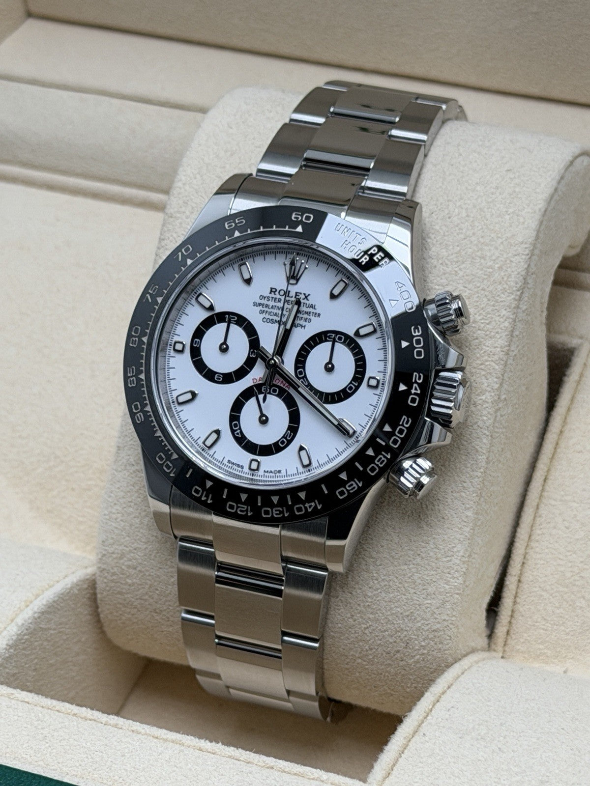 Rolex Daytona - 116500LN ‘Panda’ - 2018 Box & Accessories - £19,750 Collection1