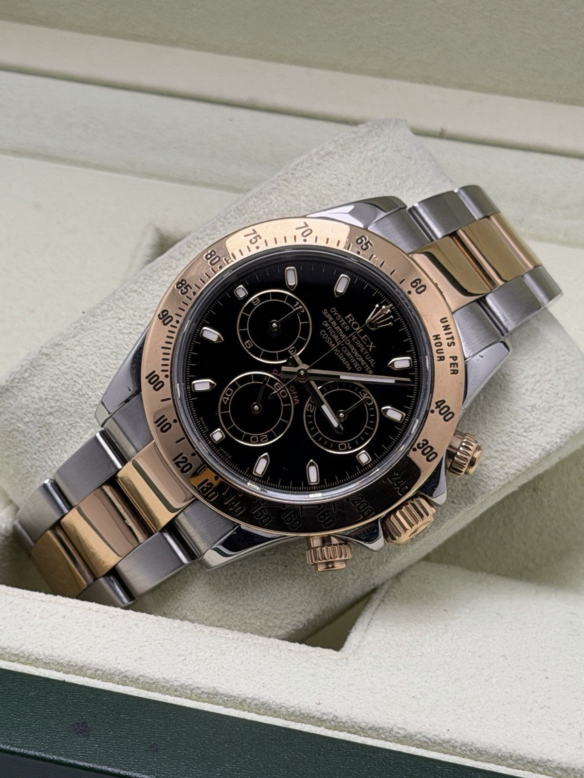 Rolex Daytona - 116523 - Year 2007 - Box & Accessories - £13,750 On Collection3